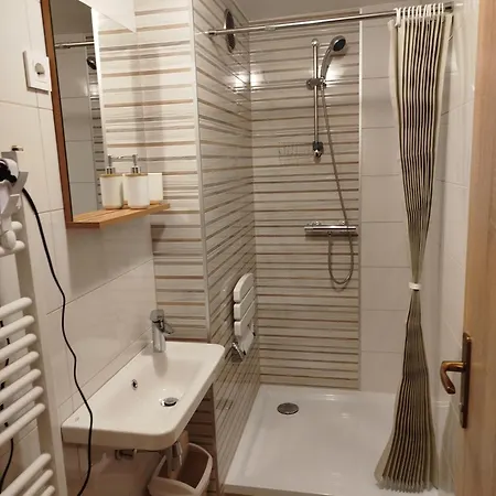 Lägenhet Apartma Silvester *